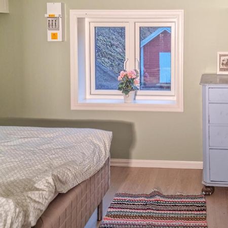 Amazing Home In Hidrasund With Wifi Eide  Rom bilde
